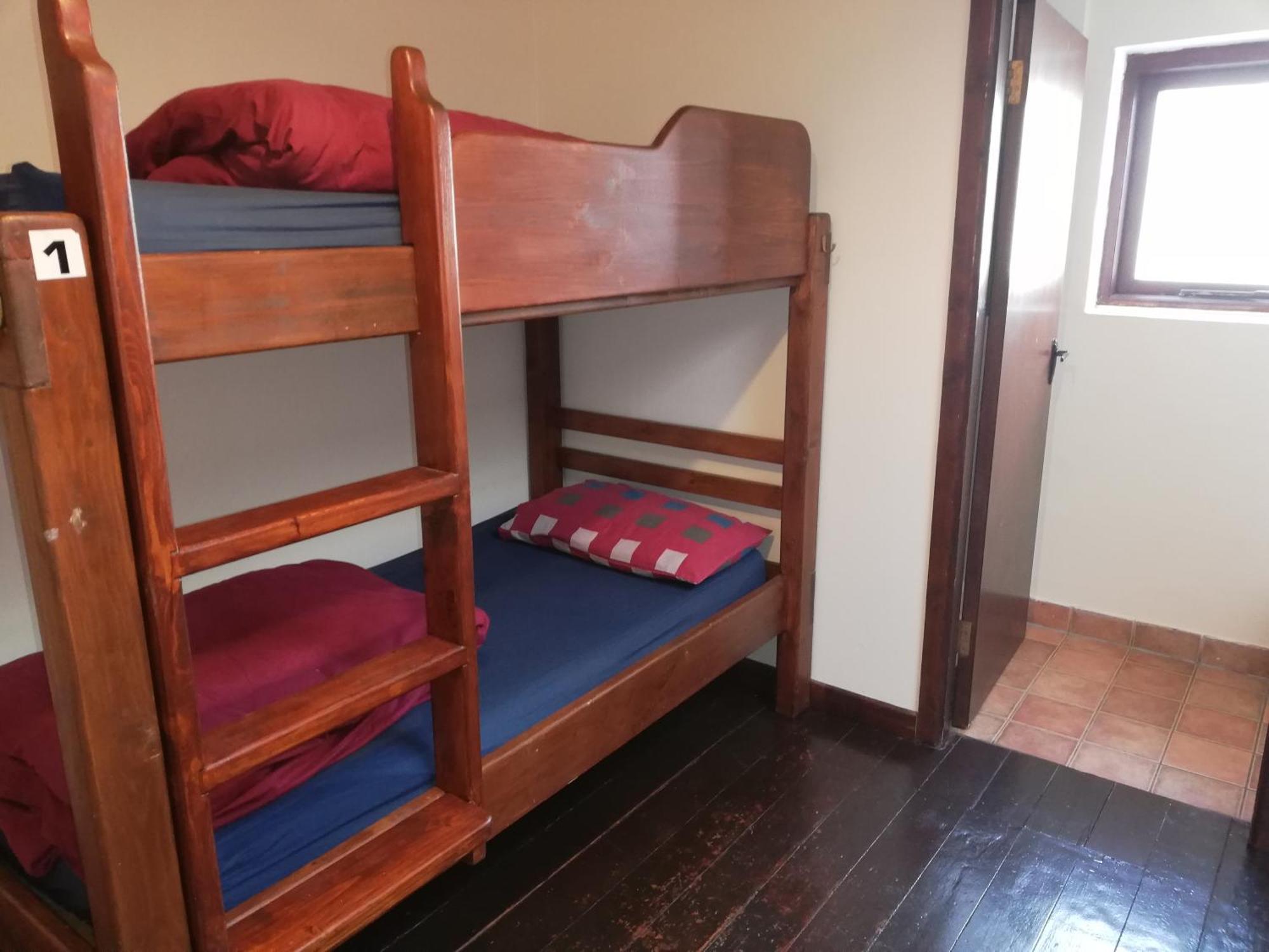 Aille River Tourist Hostel And Camping 둘린 객실 사진